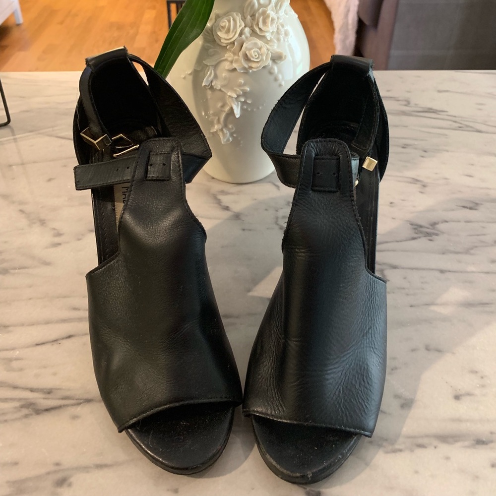 Steve Madden black open toe booties